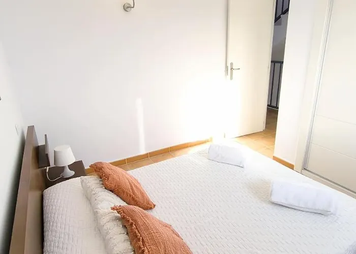 Belvedere By Costa Apartment *